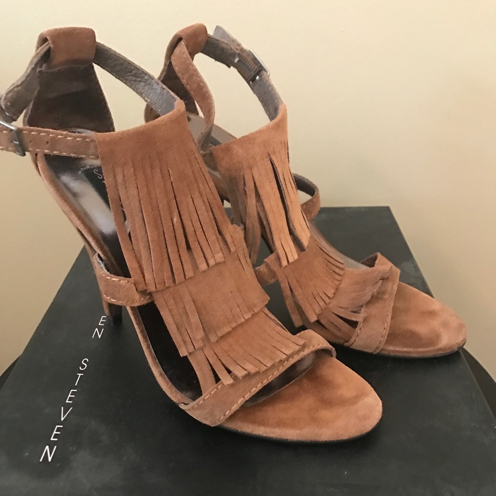 Steven Fringe heels